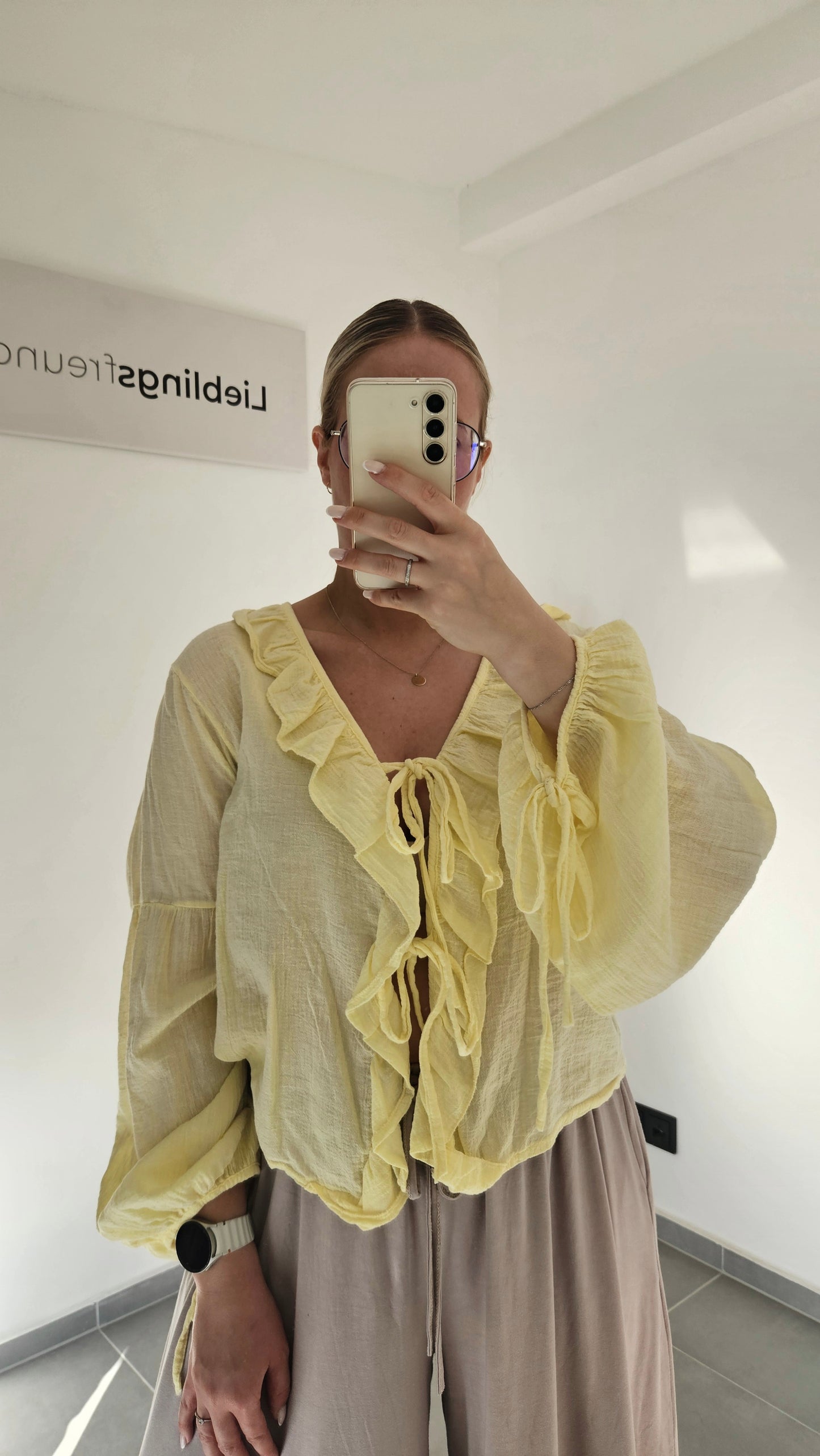 Musselin-Bluse mit Volants gelb