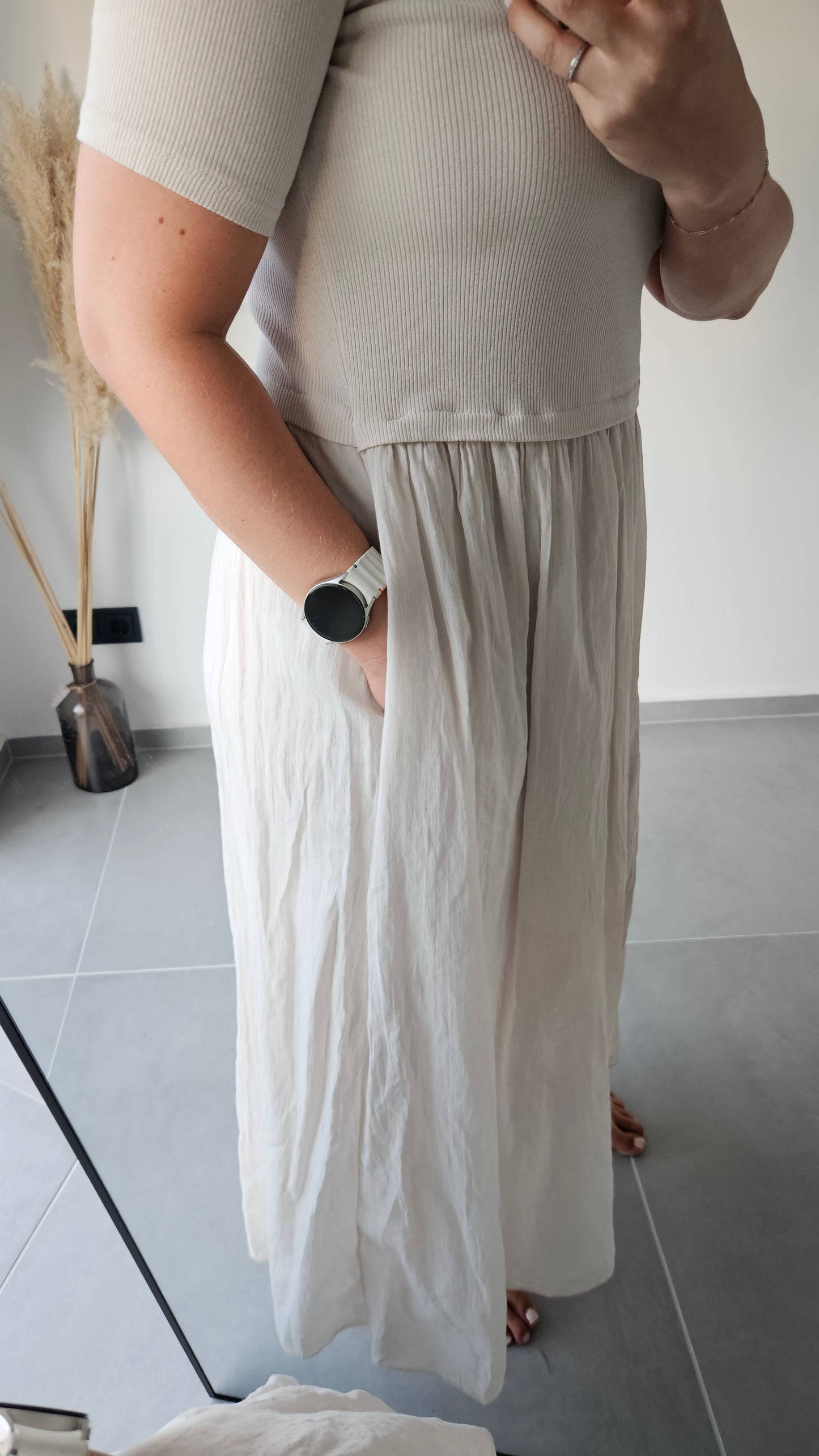 Kleid Juana Beige