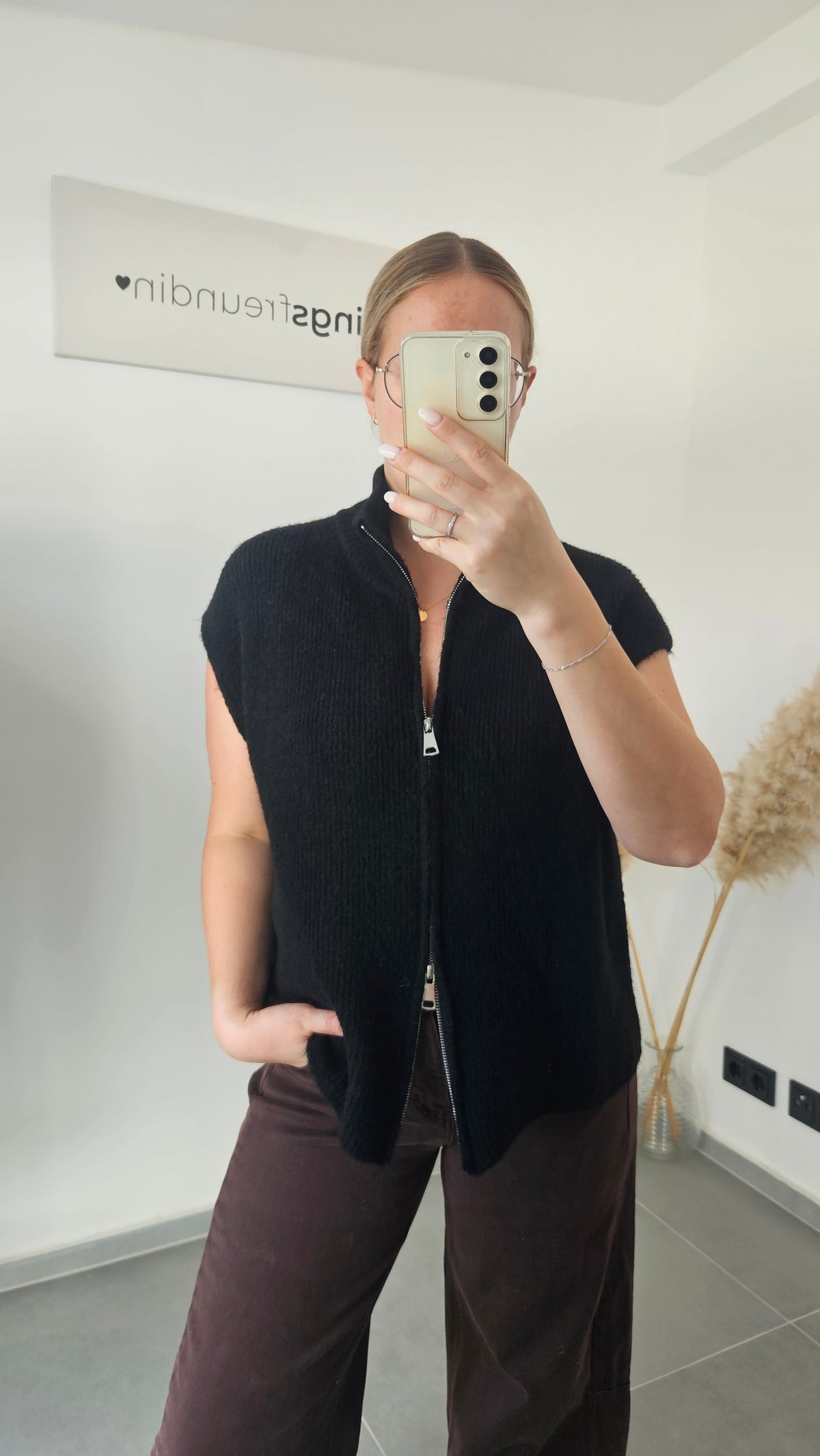Strickweste Solea mit Zipper schwarz