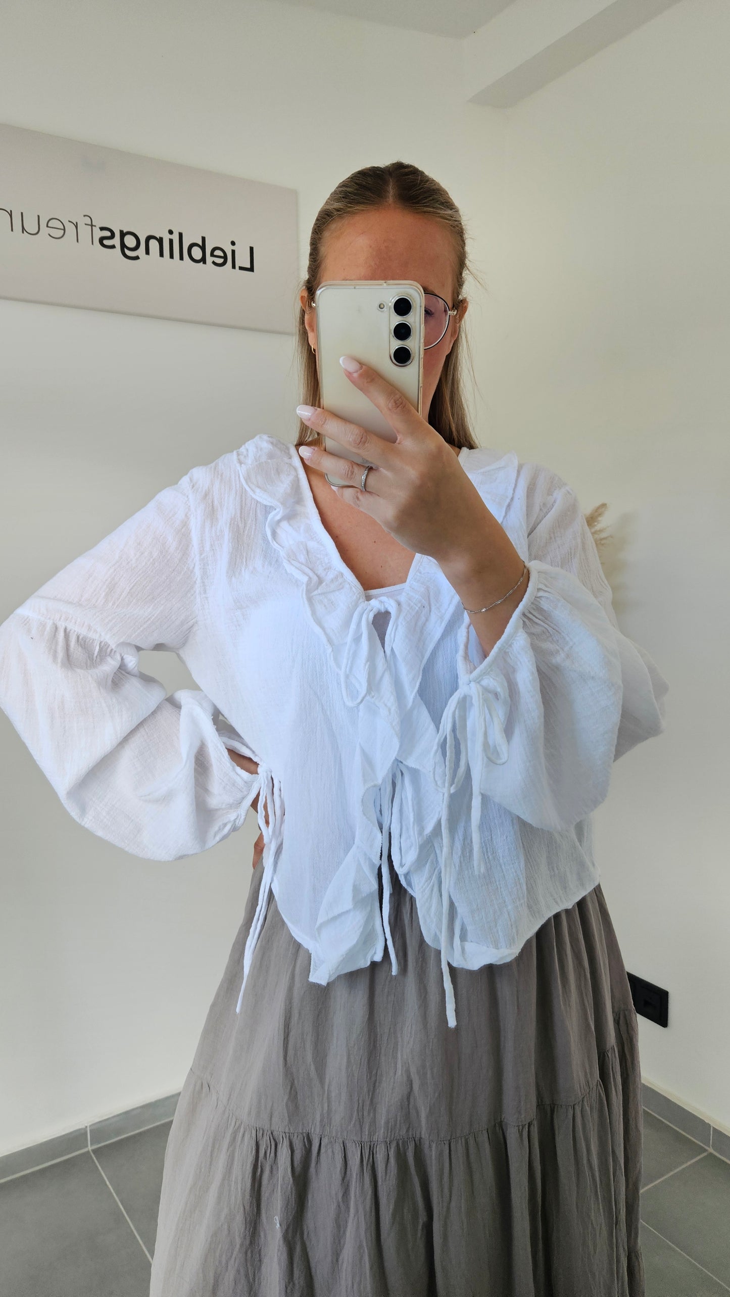 Musselin-Bluse mit Volants weiß