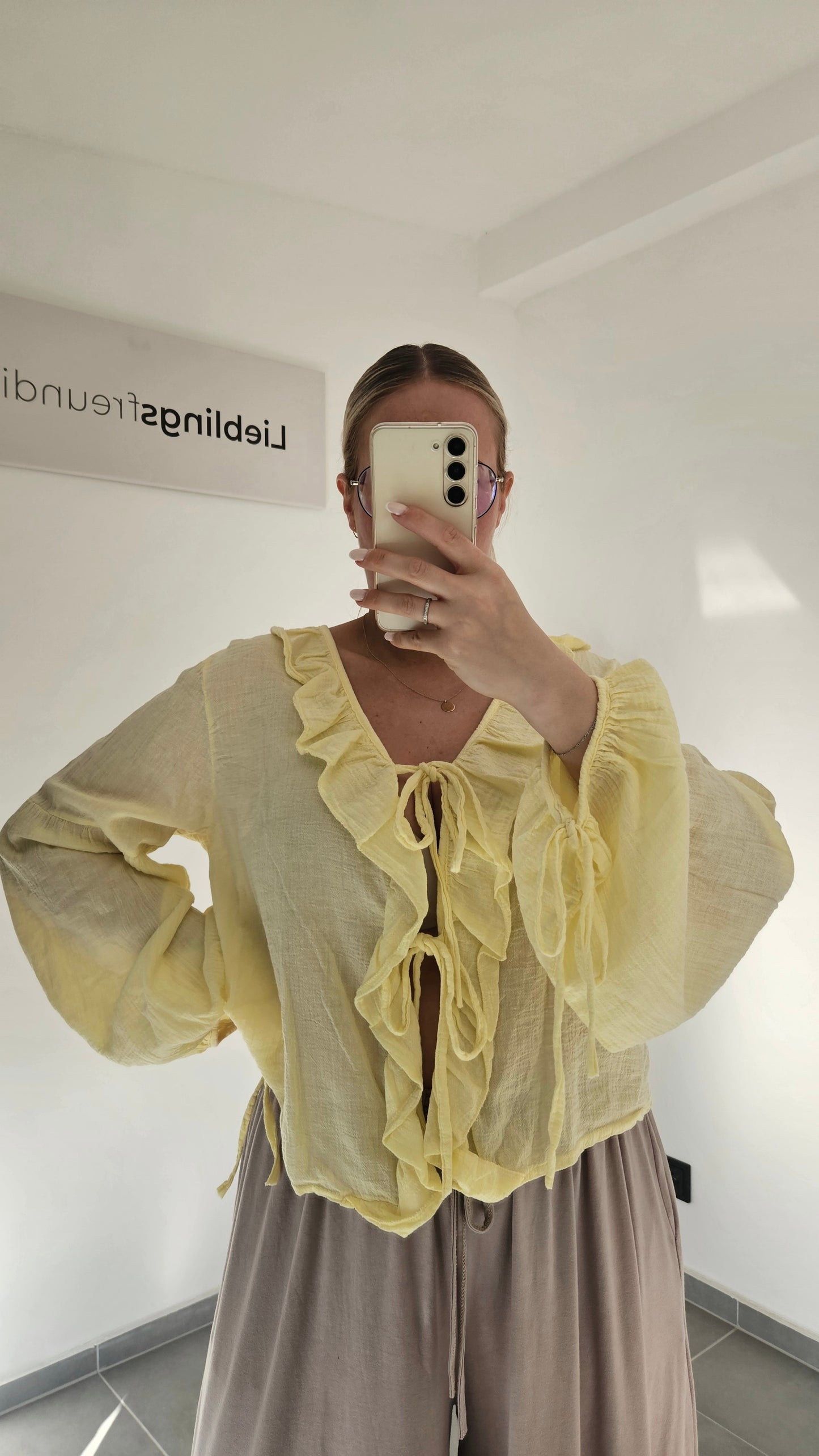 Musselin-Bluse mit Volants gelb